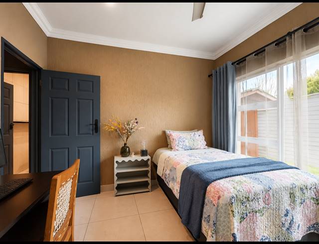 2 BEDROOM TOWNHOUSE FOR SALE IN THREE RIVERS